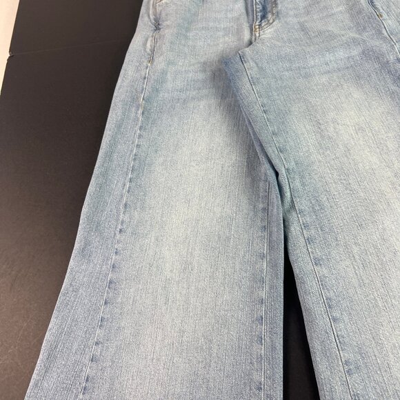 Pilcro Jean Women 27x27* Adi Mid Rise Flare Crop Light Blue Raw Hem Denim Tag 24 - Picture 4 of 16